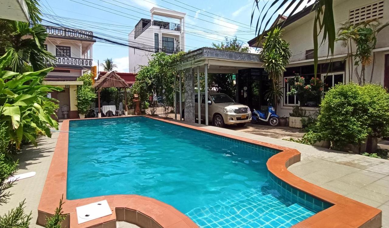 Villa Sisavad Guesthouse Vientiane Exteriér fotografie