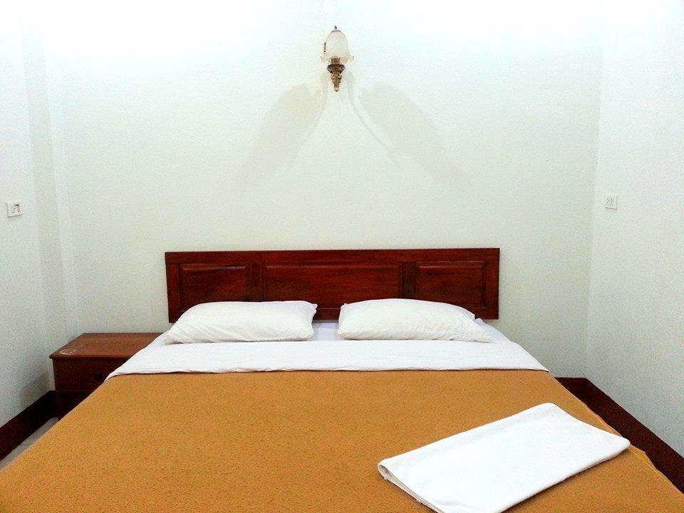 Villa Sisavad Guesthouse Vientiane Exteriér fotografie